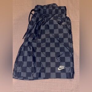 NWT Nike Blue Checkered Short- men’s